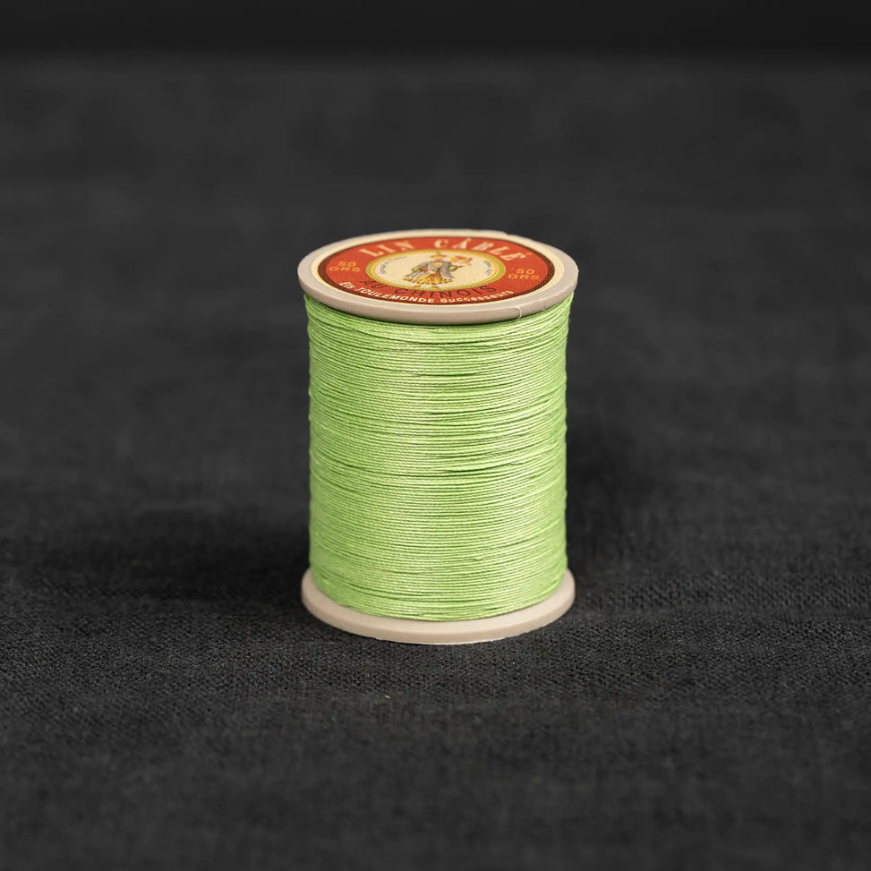 Fil Au Chinois #832 - 455 Light Green (0.43mm) Waxed Linen Thread "Lin Cable" Made in France