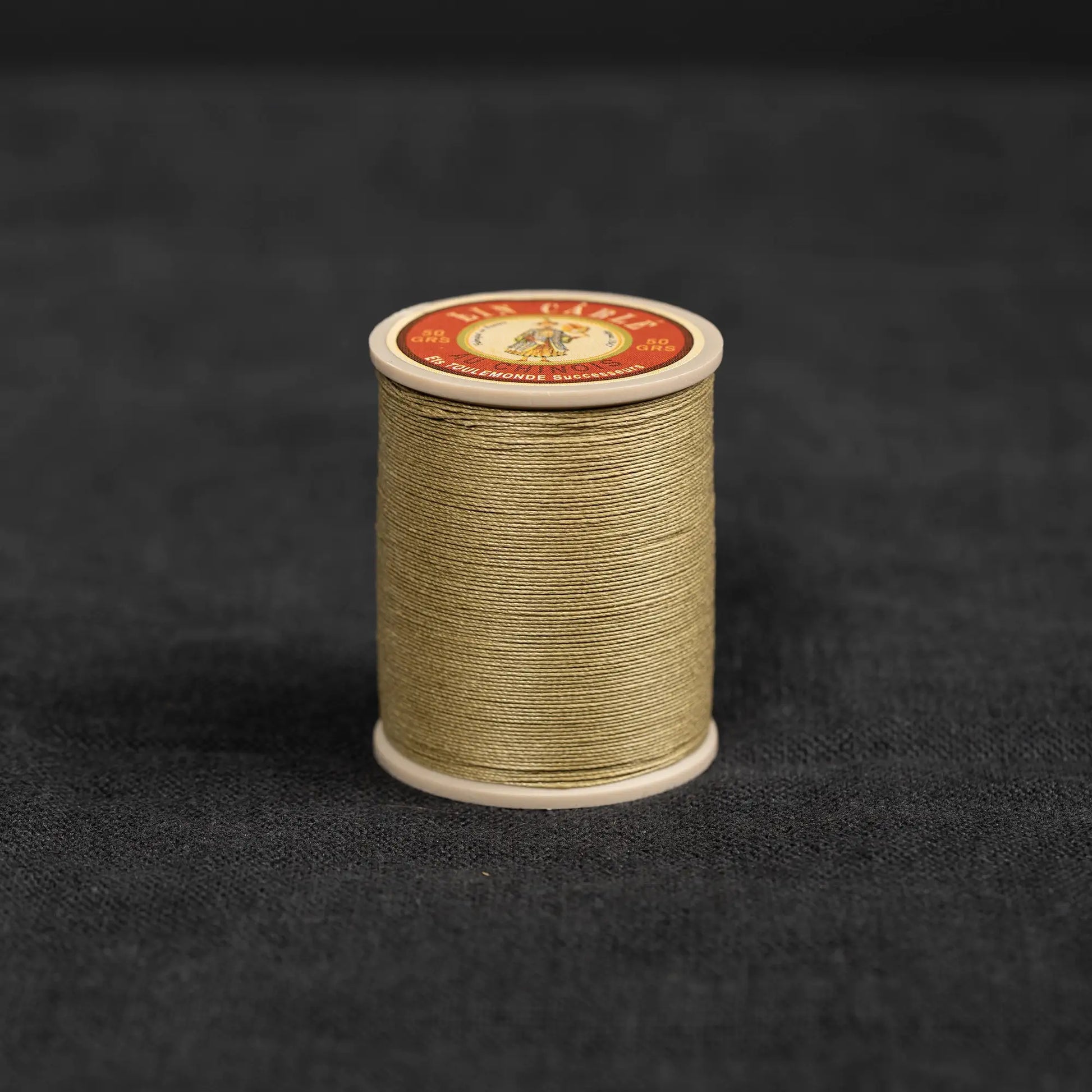 Fil Au Chinois #632 - 643 Moss (0.51mm) Waxed Linen Thread  "Lin Cable" Made in France