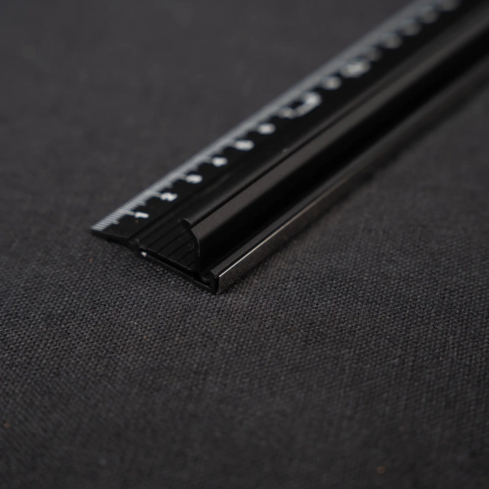 Tajima Cutter Guide Slim 30cm